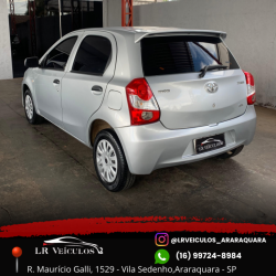 TOYOTA Etios Hatch 1.3 16V 4P FLEX