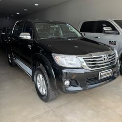 TOYOTA Hilux Caminhonete 2.7 16V 4P SRV FLEX 4X4  CABINE DUPLA AUTOMÁTICO TOYOTA Hilux Caminhonete 2.7 16V 4P SRV FLEX 4X4  CABINE DUPLA AUTOMÁTICO