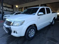 TOYOTA Hilux Caminhonete 2.7 16V 4P DX CABINE DUPLA