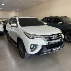 TOYOTA Hilux SW4 2.8 16V 4P SRX 4X4 7 LUGARES TURBO DIESEL AUTOM�TICO