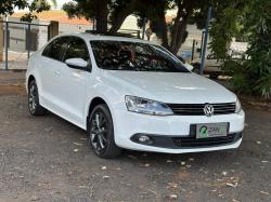 VOLKSWAGEN Jetta 2.0 4P FLEX CONFORTLINE TIPTRONIC AUTOMTICO