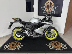 YAMAHA YZF R15 150 ABS