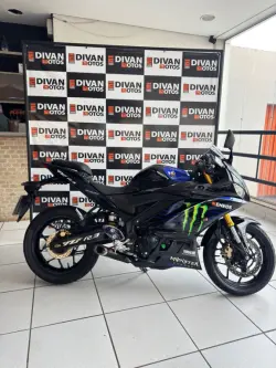 YAMAHA YZF R3 300 ABS