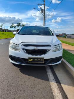 CHEVROLET Onix Hatch 1.0 4P FLEX LT