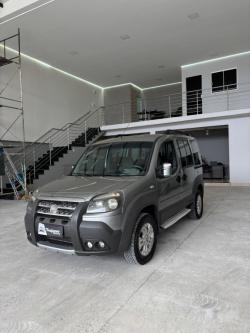 FIAT Doblo 1.8 4P ADVENTURE
