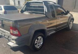 FIAT Strada 1.8 16V FLEX ADVENTURE CABINE ESTENDIDA