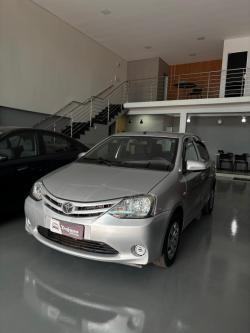 TOYOTA Etios Hatch 1.3 16V 4P FLEX X