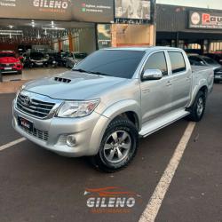 TOYOTA Hilux Caminhonete 3.0 4P 4X4 SRV TURBO DIESEL CABINE DUPLA AUTOMTICO