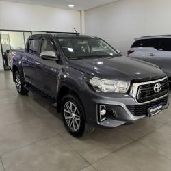TOYOTA Hilux Caminhonete 2.8 16V SRV 4X4 DIESEL CABINE DUPLA AUTOMTICO