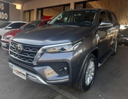 TOYOTA Hilux SW4 2.8 16V 4P SRX 4X4 7 LUGARES TURBO DIESEL AUTOMTICO