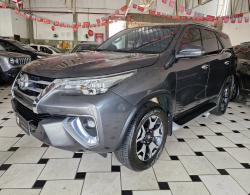 TOYOTA Hilux SW4 2.8 4P SRX 4X4 TURBO DIESEL AUTOMTICO