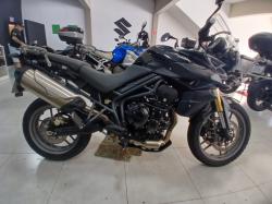 TRIUMPH Tiger 800 