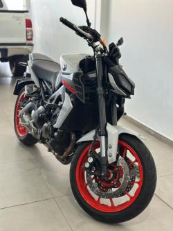 YAMAHA MT-09 850 ABS