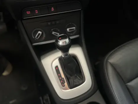 AUDI Q3 1.4 4P FLEX TFSI AMBIENTE S-TRONIC AUTOMTICO, Foto 10