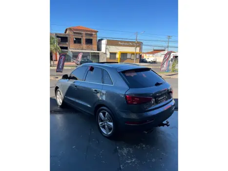 AUDI Q3 2.0 4P TFSI AMBIENTE QUATTRO S-TRONIC AUTOM�TICO, Foto 3