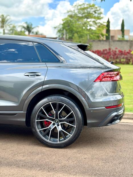 AUDI Q8 3.0 V6 24V 4P TFSI PERFORMANCE BLACK QUATTRO AUTOM�TICO TIPTRONIC, Foto 10