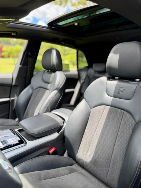 AUDI Q8 3.0 V6 24V 4P TFSI PERFORMANCE BLACK QUATTRO AUTOM�TICO TIPTRONIC, Foto 18