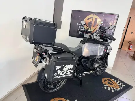 BMW R 1300 GS ADVENTURE TRIPLE BLACK, Foto 4