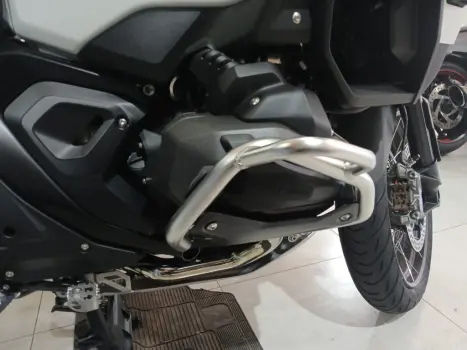 BMW R 1300 GS ADVENTURE TROPHY, Foto 9