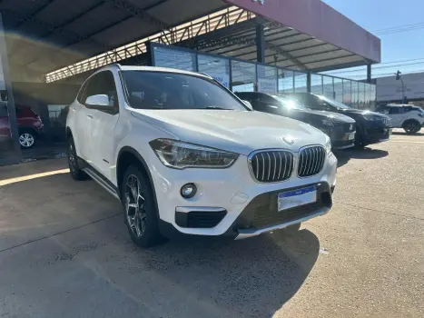 BMW X1 2.0 16V 4P SDRIVE 20I ACTIVEFLEX TURBO AUTOMÁTICO, Foto 3 BMW X1 2.0 16V 4P SDRIVE 20I ACTIVEFLEX TURBO AUTOMÁTICO, Foto 3