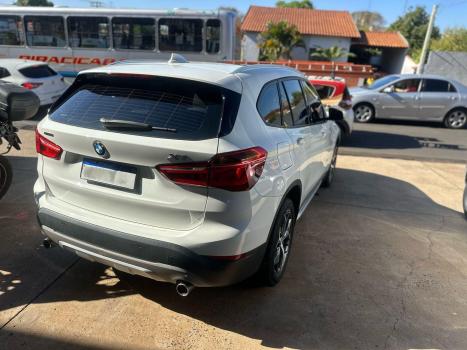 BMW X1 2.0 16V 4P SDRIVE 20I ACTIVEFLEX TURBO AUTOMÁTICO, Foto 4 BMW X1 2.0 16V 4P SDRIVE 20I ACTIVEFLEX TURBO AUTOMÁTICO, Foto 4