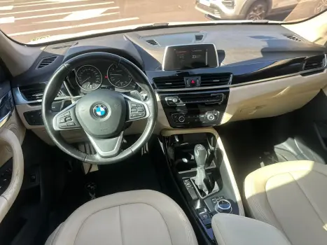 BMW X1 2.0 16V 4P SDRIVE 20I ACTIVEFLEX TURBO AUTOMÁTICO, Foto 12 BMW X1 2.0 16V 4P SDRIVE 20I ACTIVEFLEX TURBO AUTOMÁTICO, Foto 12