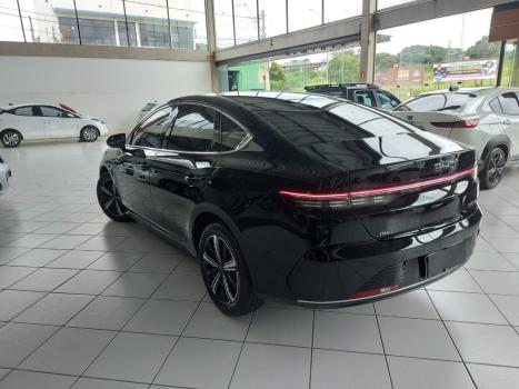 BYD King 1.5 16V 4P GL DM-I PHEV AUTOM�TICO, Foto 6