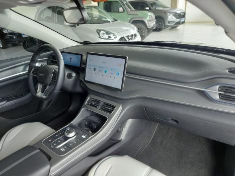 BYD King 1.5 16V 4P GL DM-I PHEV AUTOM�TICO, Foto 13