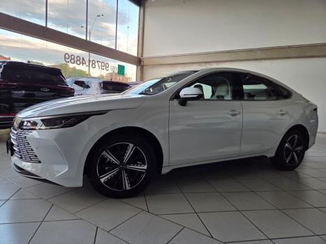 BYD King 1.5 16V 4P GS DM-I PHEV AUTOM�TICO, Foto 4