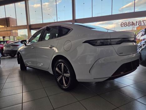 BYD King 1.5 16V 4P GS DM-I PHEV AUTOM�TICO, Foto 6