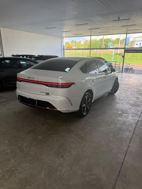 BYD King 1.5 16V 4P GS DM-I PHEV AUTOMÁTICO, Foto 4