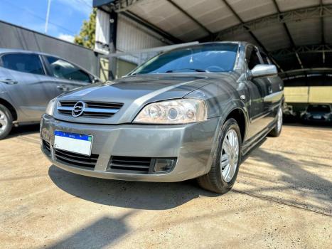 CHEVROLET Astra Sedan 2.0 4P CD, Foto 1