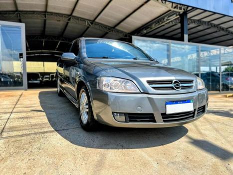 CHEVROLET Astra Sedan 2.0 4P CD, Foto 3