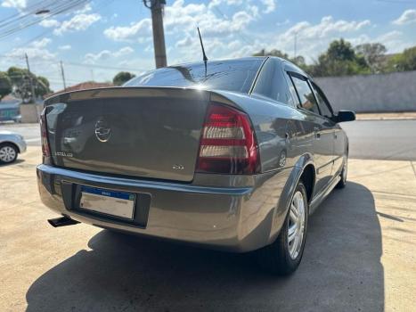 CHEVROLET Astra Sedan 2.0 4P CD, Foto 4