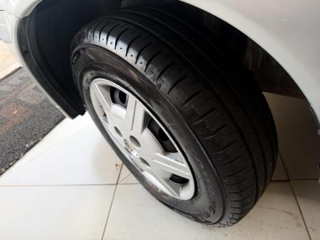 CHEVROLET Classic Sedan 1.0 4P VHCE FLEX LS, Foto 4