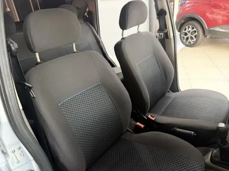 CHEVROLET Classic Sedan 1.0 4P VHCE FLEX LS, Foto 9