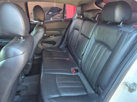 CHEVROLET Cruze Hatch 1.8 16V 4P LT SPORT6 FLEX AUTOM�TICO, Foto 5