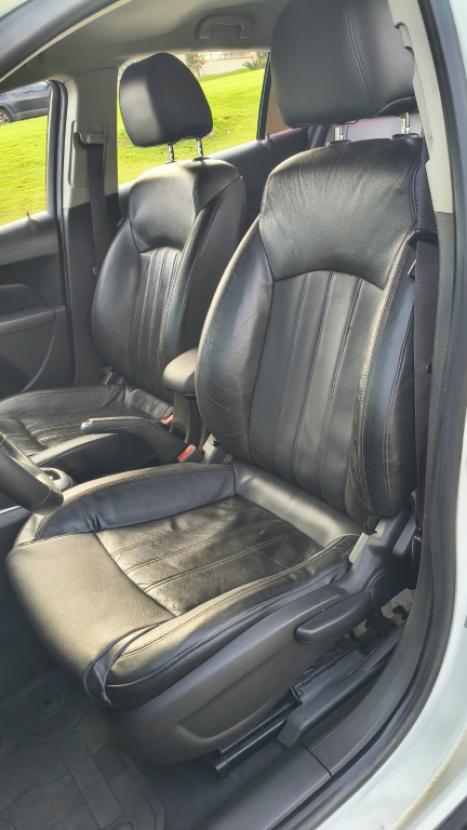 CHEVROLET Cruze Hatch 1.8 16V 4P LT SPORT6 FLEX AUTOM�TICO, Foto 4