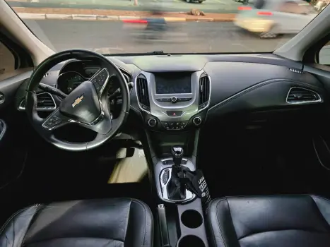 CHEVROLET Cruze Sedan 1.4 16V 4P LT FLEX TURBO AUTOMÁTICO, Foto 6 CHEVROLET Cruze Sedan 1.4 16V 4P LT FLEX TURBO AUTOMÁTICO, Foto 6