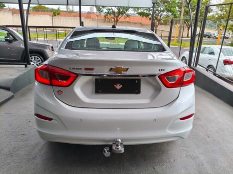 CHEVROLET Cruze Sedan 1.4 16V 4P LTZ FLEX TURBO AUTOMÁTICO, Foto 7 CHEVROLET Cruze Sedan 1.4 16V 4P LTZ FLEX TURBO AUTOMÁTICO, Foto 7