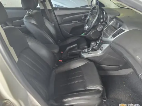 CHEVROLET Cruze Sedan 1.8 16V 4P LT ECOTEC FLEX AUTOMTICO, Foto 9