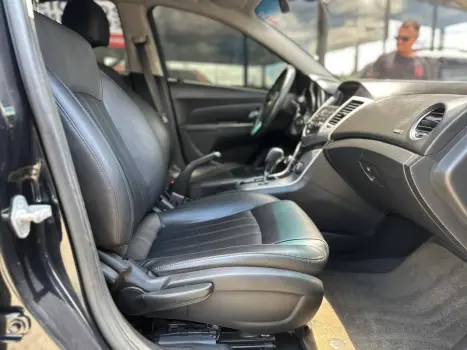 CHEVROLET Cruze Sedan 1.8 16V 4P LT ECOTEC FLEX AUTOM�TICO, Foto 10