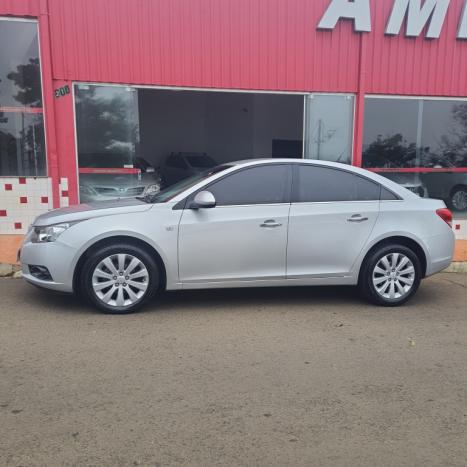 CHEVROLET Cruze Sedan 1.8 16V 4P LTZ ECOTEC FLEX AUTOM�TICO, Foto 4