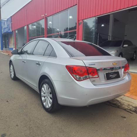 CHEVROLET Cruze Sedan 1.8 16V 4P LTZ ECOTEC FLEX AUTOM�TICO, Foto 5