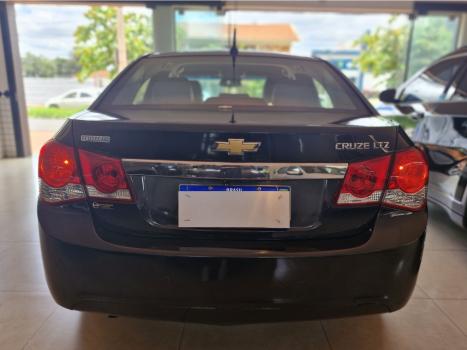 CHEVROLET Cruze Sedan 1.8 16V 4P LTZ ECOTEC FLEX AUTOM�TICO, Foto 3