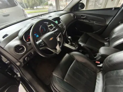 CHEVROLET Cruze Sedan 1.8 16V 4P LT ECOTEC FLEX AUTOM�TICO, Foto 2