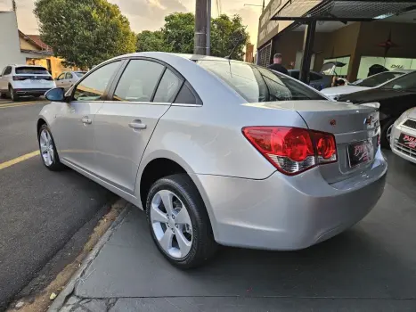 CHEVROLET Cruze Sedan 1.8 16V 4P LT ECOTEC FLEX, Foto 10