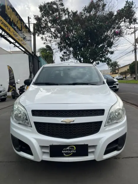 CHEVROLET Montana 1.4 FLEX LS, Foto 2