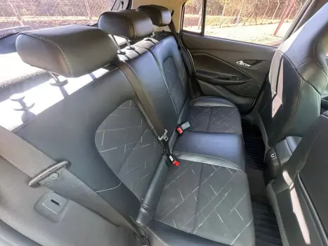 CHEVROLET Onix Hatch 1.0 12V 4P FLEX PREMIER TURBO AUTOMÁTICO, Foto 9 CHEVROLET Onix Hatch 1.0 12V 4P FLEX PREMIER TURBO AUTOMÁTICO, Foto 9