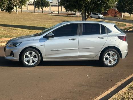 CHEVROLET Onix Hatch 1.0 12V 4P FLEX PREMIER TURBO AUTOMÁTICO, Foto 16 CHEVROLET Onix Hatch 1.0 12V 4P FLEX PREMIER TURBO AUTOMÁTICO, Foto 16